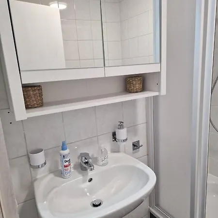1 Raumwohnung Für 2 Personen Apartment *